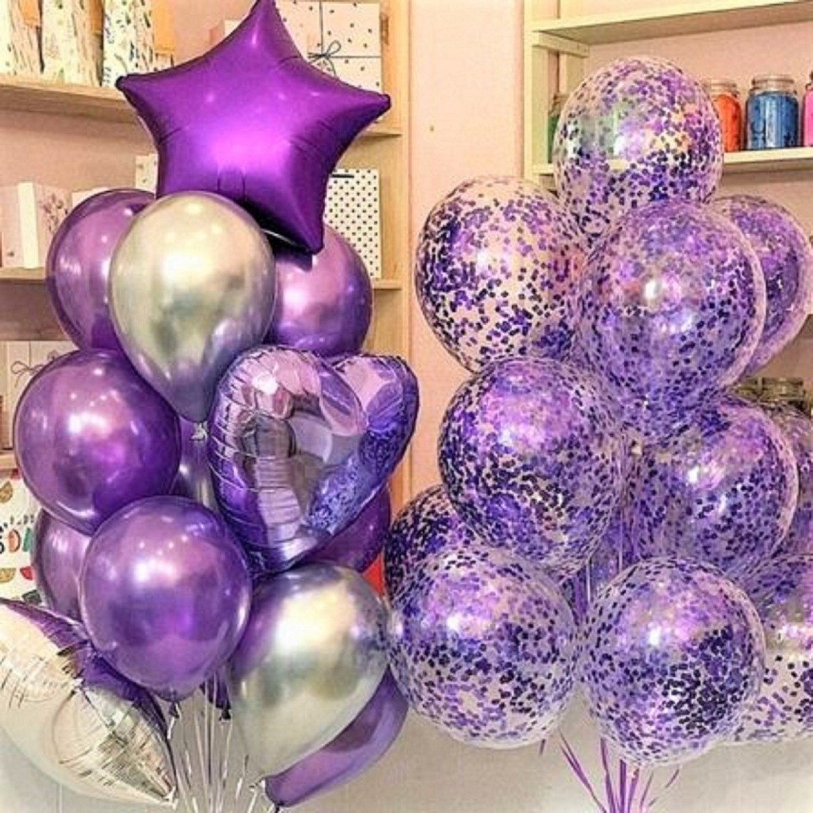 Un Flot de Ballons Miroire et Confettis très tendance